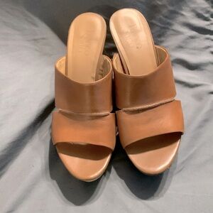 Franco Sarto tan wedge sandals